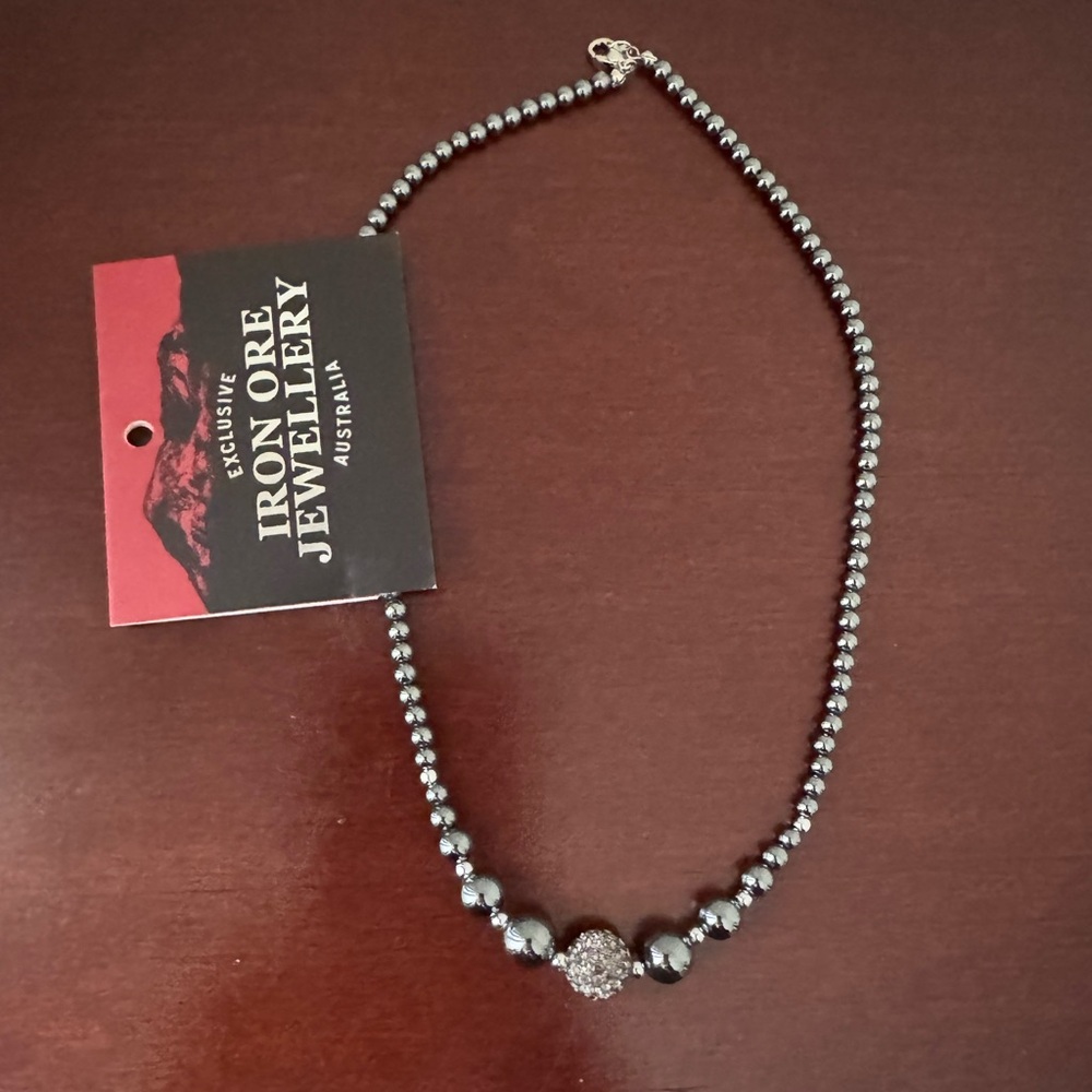 NWT Authentic Australian nature stones neckless